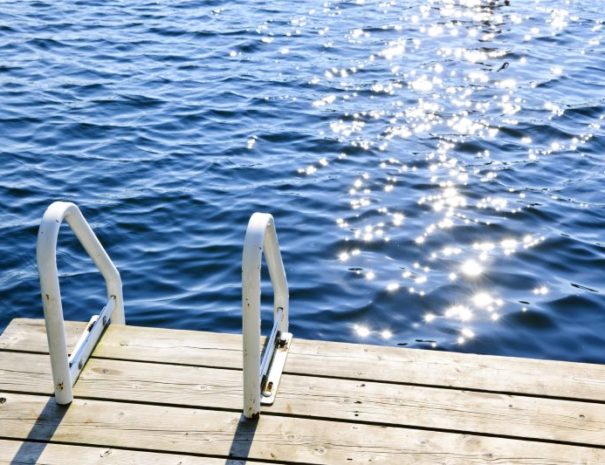 Point Carniel Lodge, Swimming