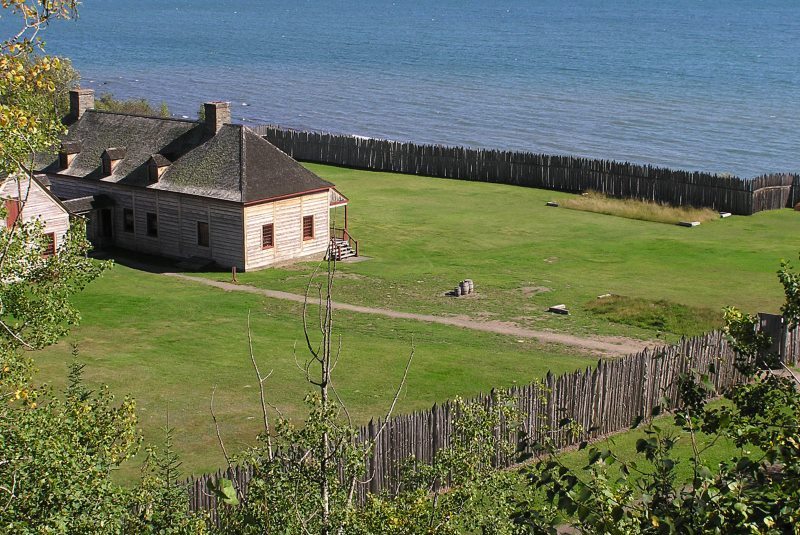 Des Quinze Lake, Point Carniel Lodge